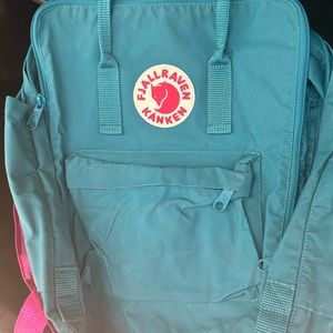 Kanken bookbag